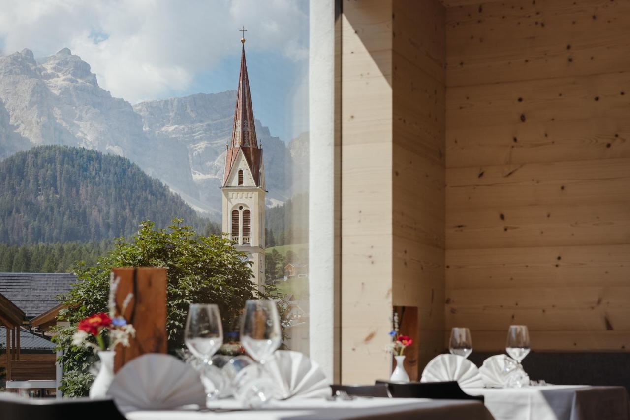 Berghotel Sanví San Martino in Badia Exterior foto